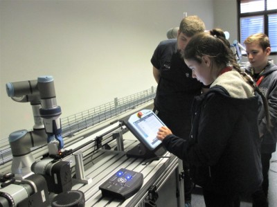 Besuch in dem Robotikzentrum der ZF Friedrichshafen AG